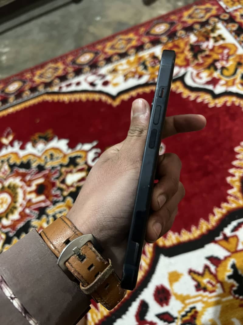 iPhone 14 jv 5