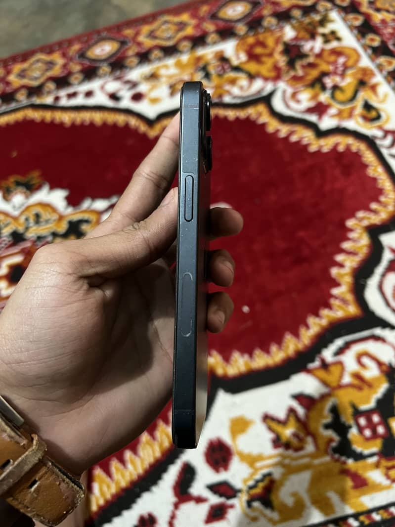 iPhone 14 jv 7