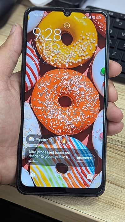 Redmi 13c 6/128 gb with box charg ok only exchange with iphone 8 plus