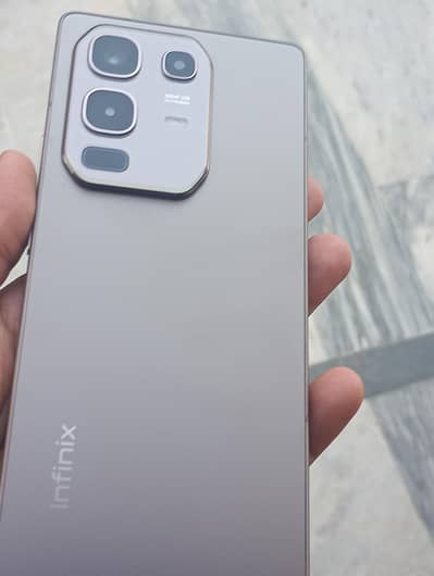 INFINIX NOTE 50 MINT CONDITION FULL BOX IN WARRANTY READ AD CAREFULLY