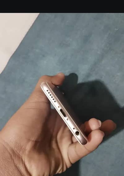 iPhone 6 plas 128 GB with box my WhatsApp number 0347/72/98/721