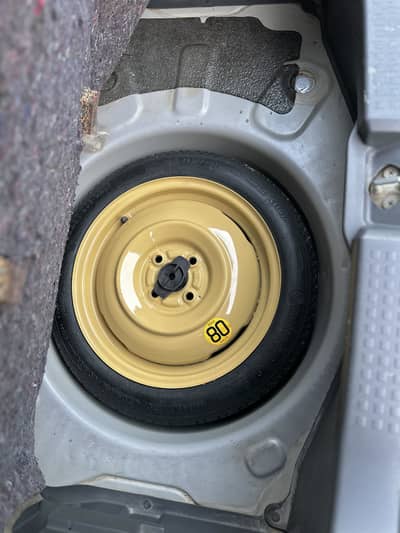 Suzuki Swift DLX 1.3 Navigation 2016 December. Totel Genuine