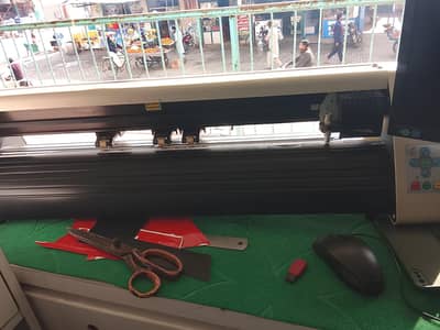 red sell plotter cutter r720