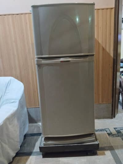 Dawlance fridge in very good condition