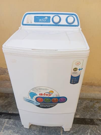 Dryer machine in very good condition