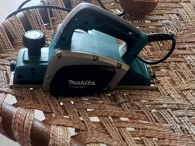 wood planer makita