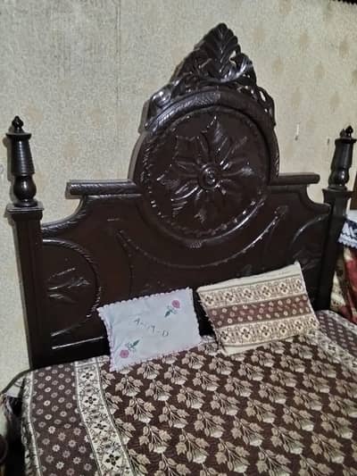 bed for sale prices 35000