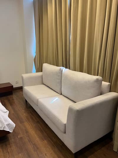 1 Bed Luxury Apartment Fully Furnished For Rent IN Eiffel Towar Bahria Town Lahore Rejected