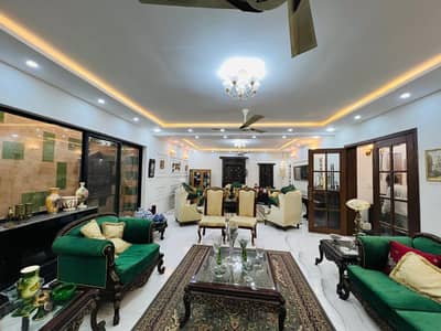 1 Kanal House With Basement Available For Sale In Lake City Sector M-2