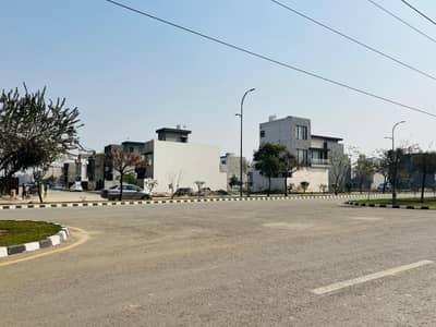 At 60 Ft Road 5 Marla Residential Hot Location Plot Available For Sale In Lake City Sector M-8