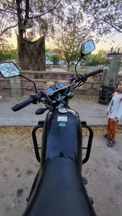 Suzuki GS 150 Special Edition (2018 Model)