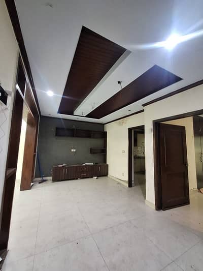 10 Marla Corner House For Sale Gulbahar