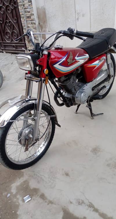 Honda | CG 125 | Model 2016 | Contact WhatsApp: *03058750118* |