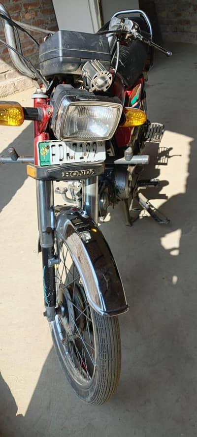 Fresh condition Honda 70 for sale