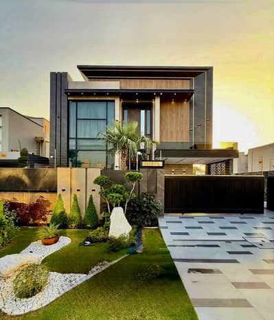 Ultra Modern Kanal Top Location Luxury House Available for Rent In Phase 6