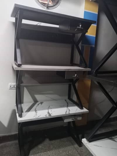 Study Table/Computer Table/conferance table/workstation/execuitve