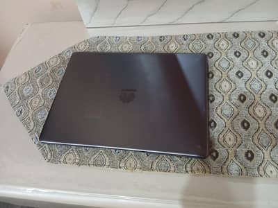 Huawei mate 13 laptop i7 8th generation metal body