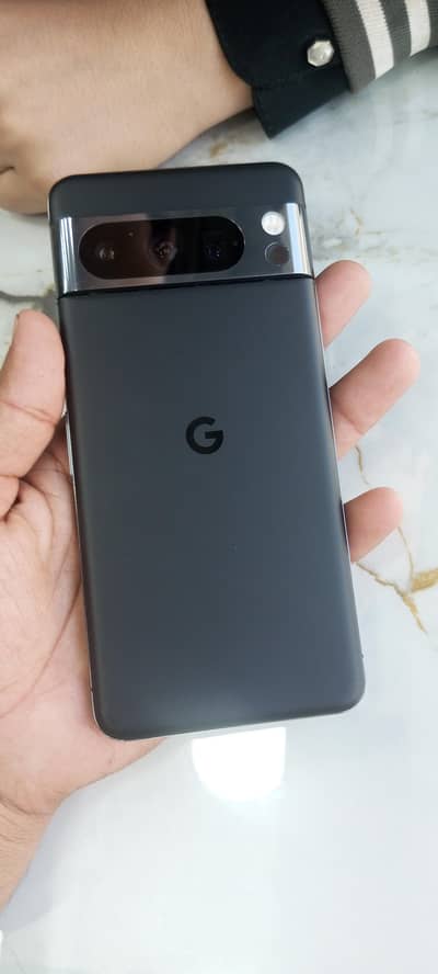 google 8 pro 8 258. . . .