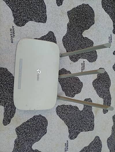 TP-Link TL-WR845N 300Mbps Wireless N Router – Good Condition