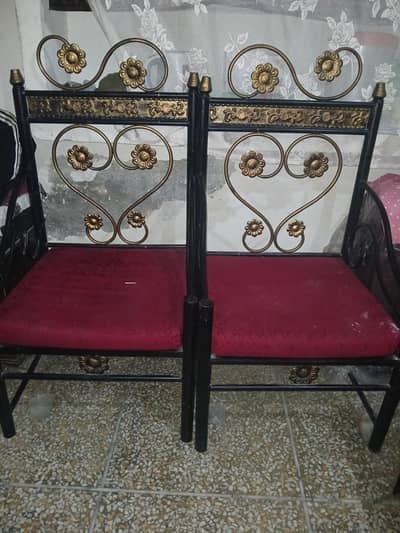 sale for 5 seatr sofa set saf  condition m