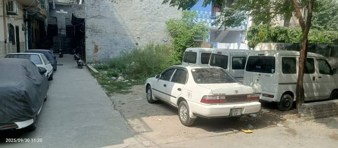 3 Marla Corner Plot For Sale