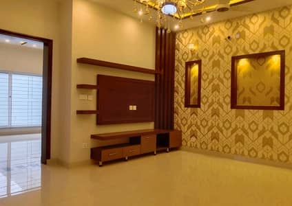 A Spacious 10 Marla House In Bahria Town - Sector C