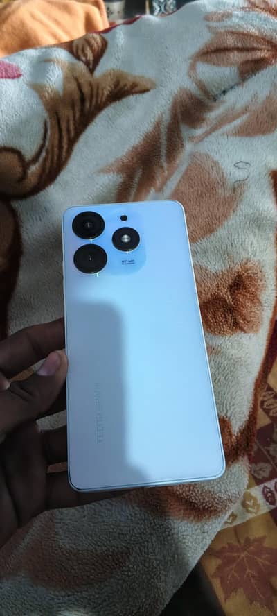 Tecno spark 10 pro selll