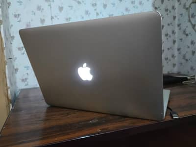 MacBook pro 2015 Core i7 15 inches Retina Display for Sale