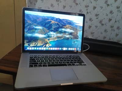 MacBook pro 2015 Core i7 16/512 GB 15 inches Retina Display for Sale