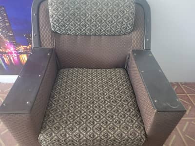 5 Seater Sofa (A1 condition)