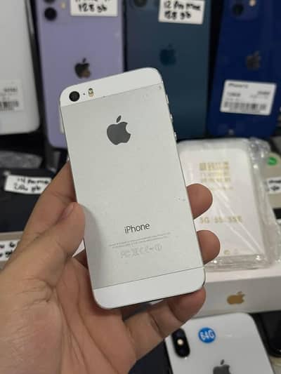 iPhone 5s PTA Approved 64GB Full Box