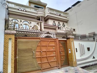 Tripple Storey 11 Marla House For sale In Bukhari Colony Bukhari Colony