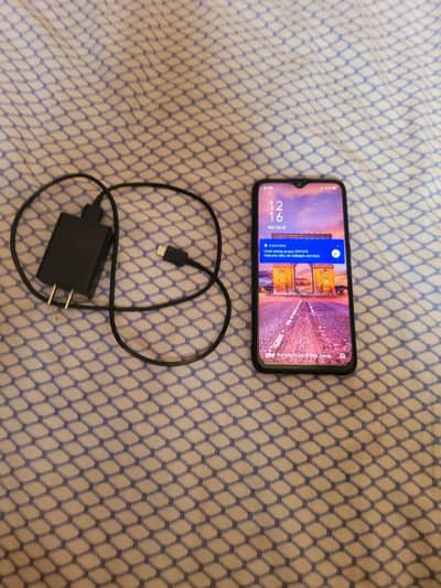 oppo reno z 8/256  with charger