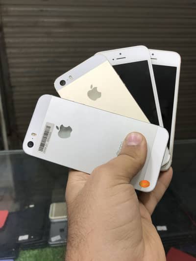 IPhones All Models Bulk Quantity Available Fresh Pc