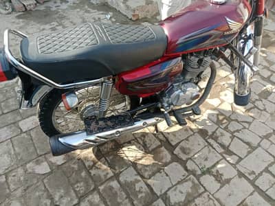 Honda CG 125 2022