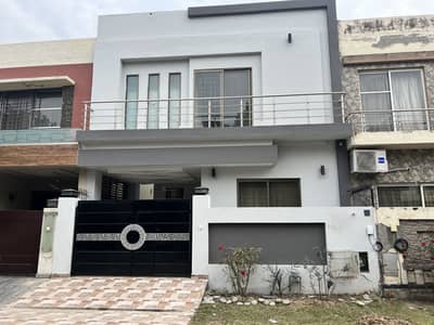 5 MARLA HOUSE FOR RENT DHA PHASE 6