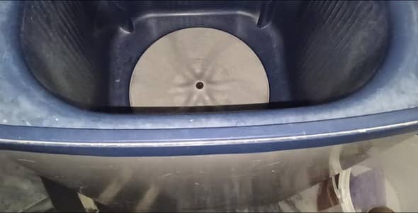 Singer Washing machine.