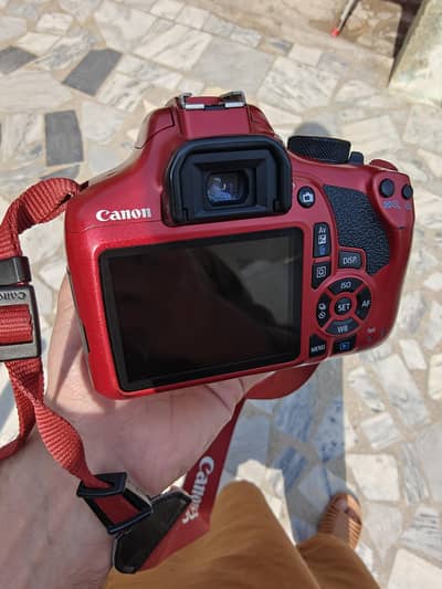 canon 1300 d eos rebel edition red color l