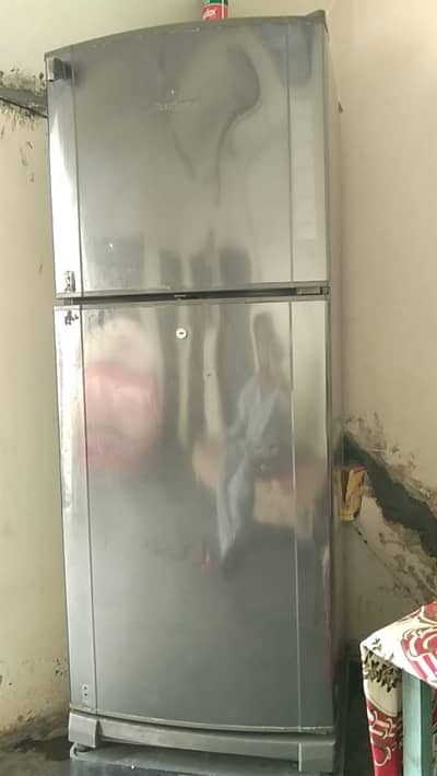 Dawlance fridge for sale medium size