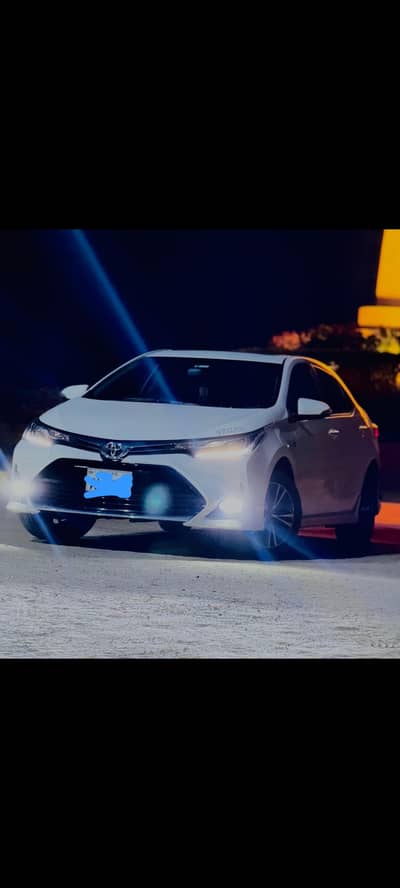 altis grande black interior