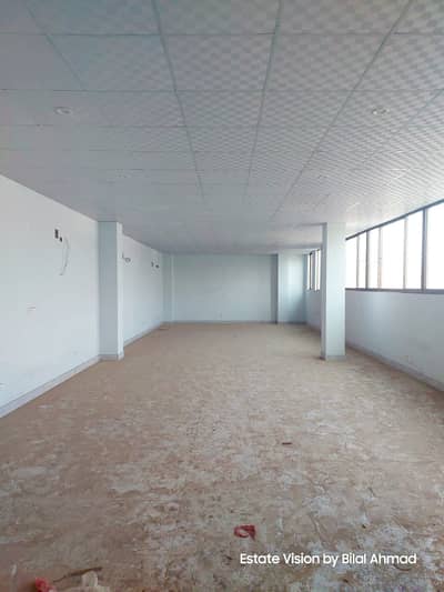 0321 86 10 688 Commercial building available for rent basement/1st floor/2nd floor/3rd floor