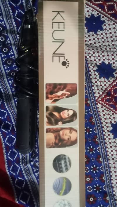 KEUNE Hair straightener