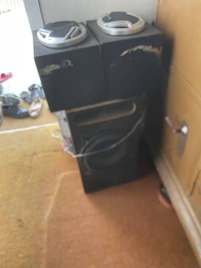 Woofer and speakers compete set