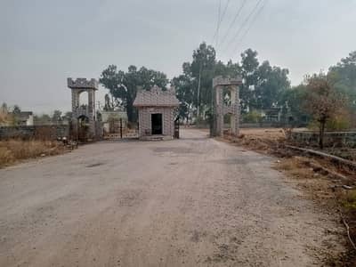 7 Kanal Corner Plot For Sale