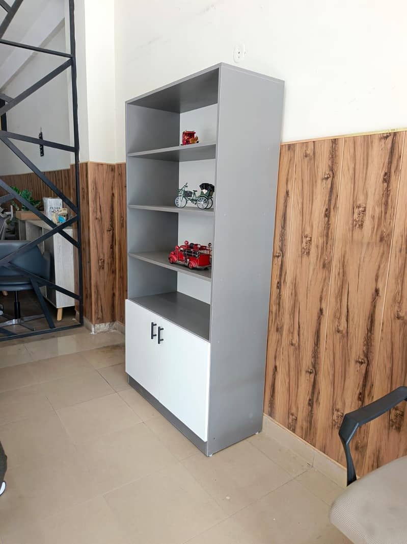 File Rack / Back cabinets 6