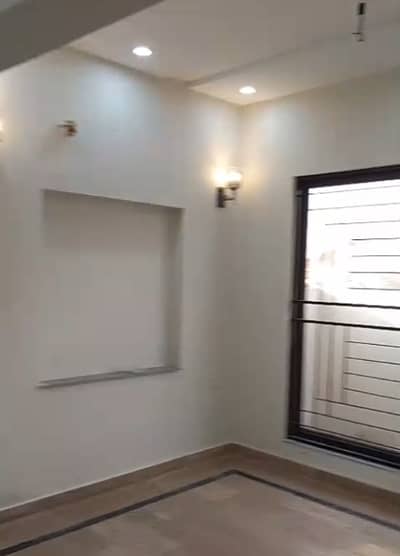 5 Marla Brand New House Ground Portion For Rent | Orchard Block, Paragon City