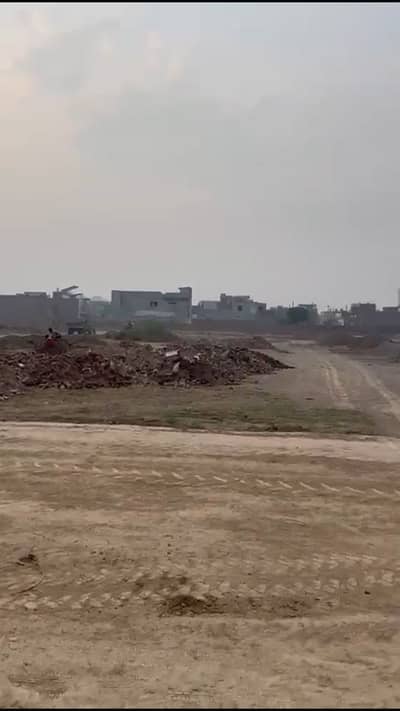 10 Marla Residential Plot for Sale in Mustafa Town Near Citi Housing Main Samundari Road, Faisalabad