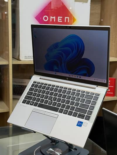 HP EliteBook 840 G8 | Core i7-1185G7 | 16GB RAM | 10/10 Fresh