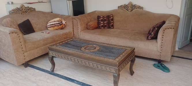 Sofa set with center table