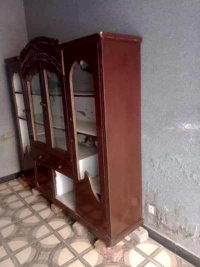 Showcase Bartano wali Almari